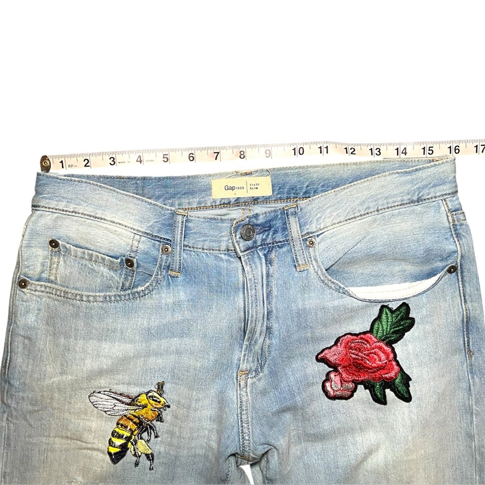Vintage Y2k Gap Floral Bee Embroidered Patches Slim Cut Jeans Size 31 - Picture 4 of 6